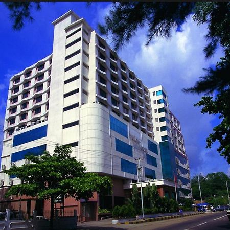 Yuzana Hotel Yangon Luaran gambar