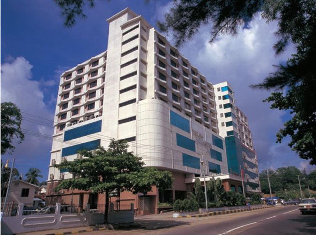 Yuzana Hotel Yangon Luaran gambar