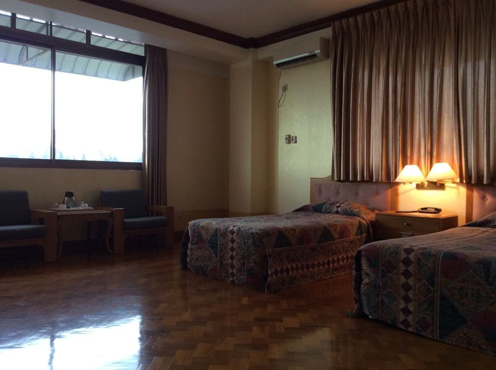 Yuzana Hotel Yangon Luaran gambar