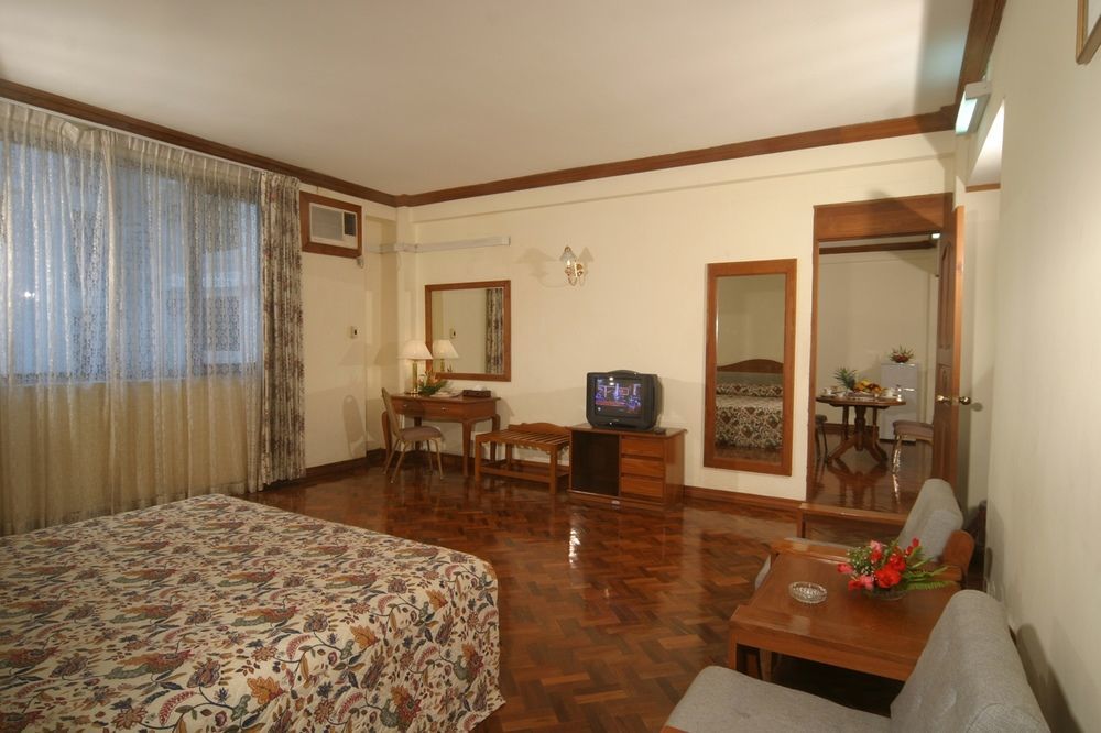 Yuzana Hotel Yangon Luaran gambar